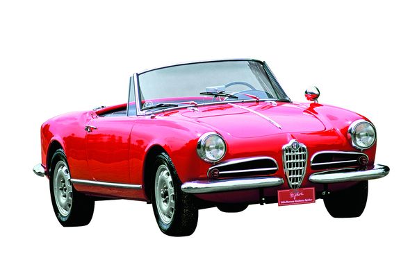 De silvan valitsema nuoruuden ihanne: Alfa Romeo Giulietta Spider. "Tämä Alfa on ehdottomia suosikkejani. Automuotoilun mestariteos."​