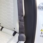 Takapenkkiläisten turvavöissä on airbag-ominaisuus