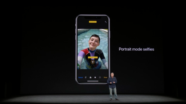 iPhone X:ssä Muotokuva-tila toimii myös etukameralla.