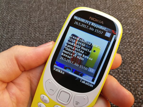 Nettisivujen lataaminen Nokia 3310:n hitaalla 2G-yhteydellä on piinallista puuhaa.