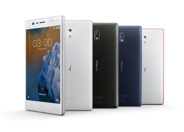 Nokia 3:n eri värivaihtoehdot.