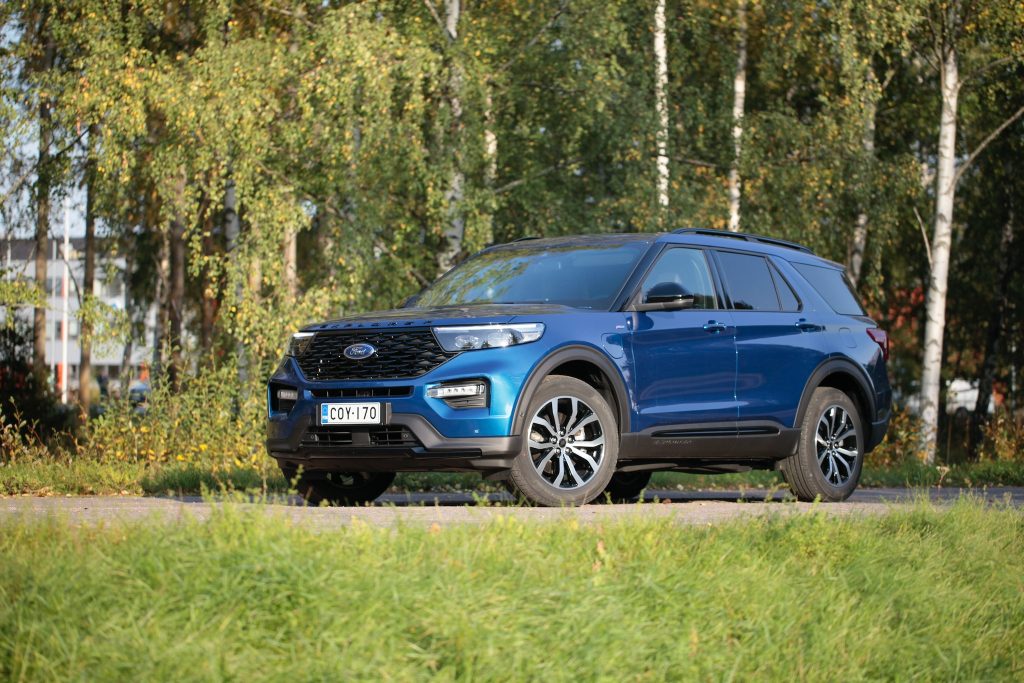 ford_explorer_phev_2020