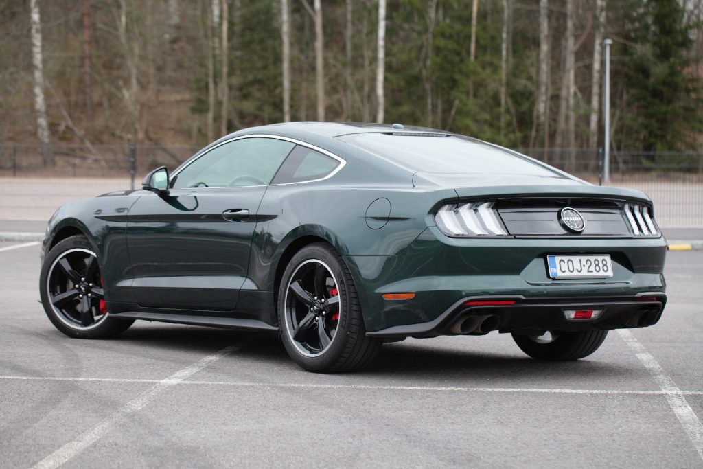 ford_mustang_bullitt_takaviistolähi