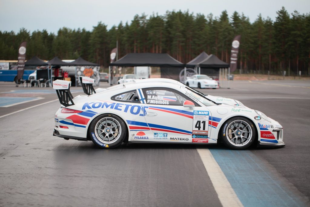 porsche_991_gt3cup_sivu