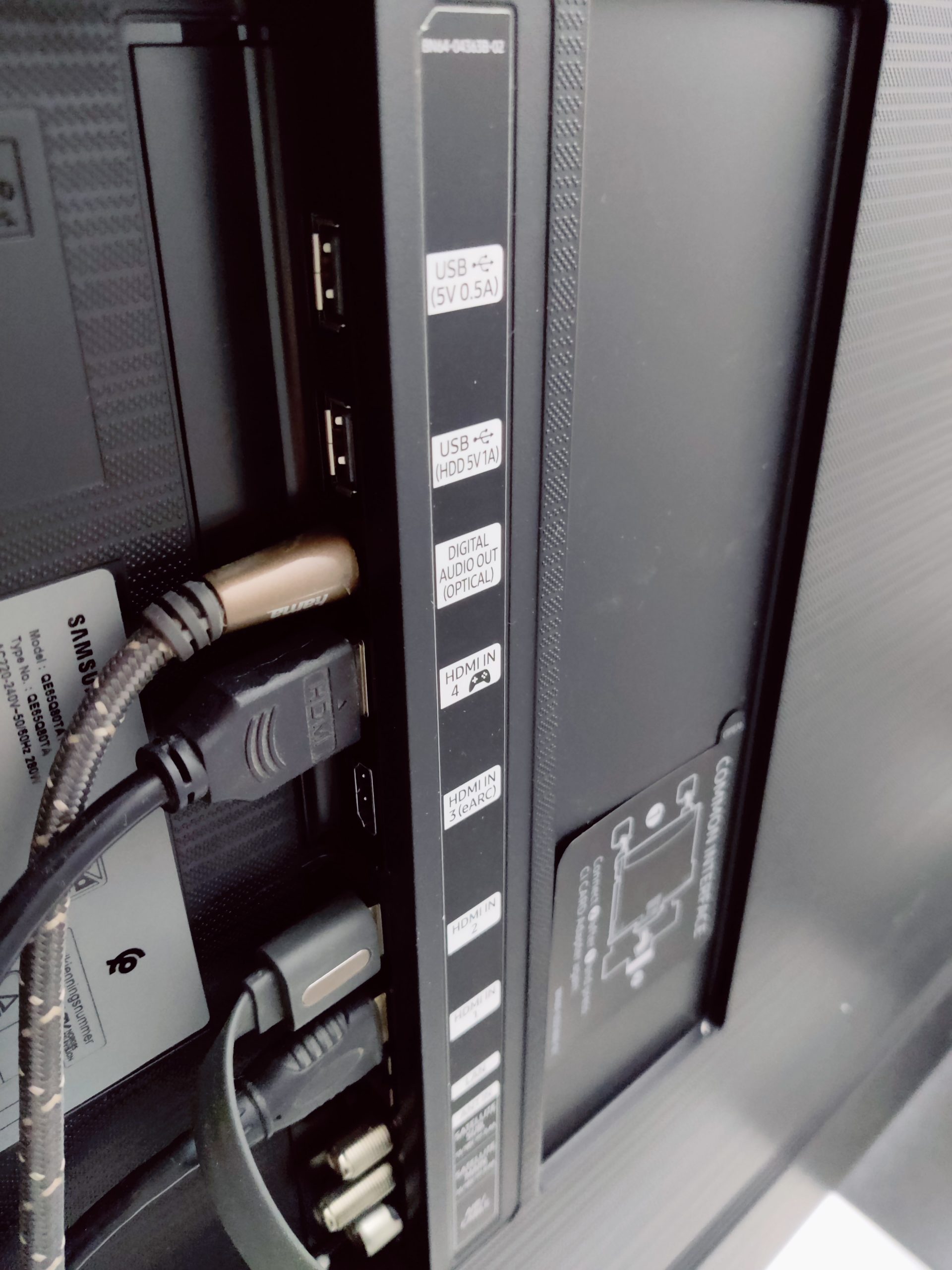 Testissä Samsung Q80T QLEDkuvaa pienemmällä hinnalla Teknavi.fi