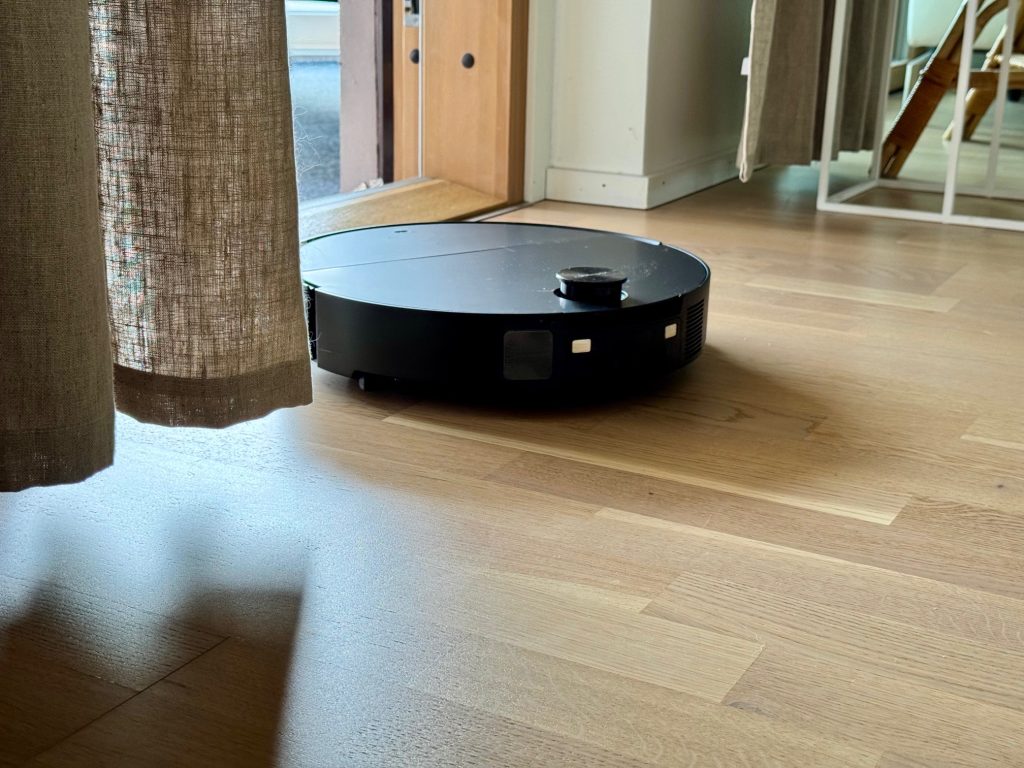 Roborock Saros 10
