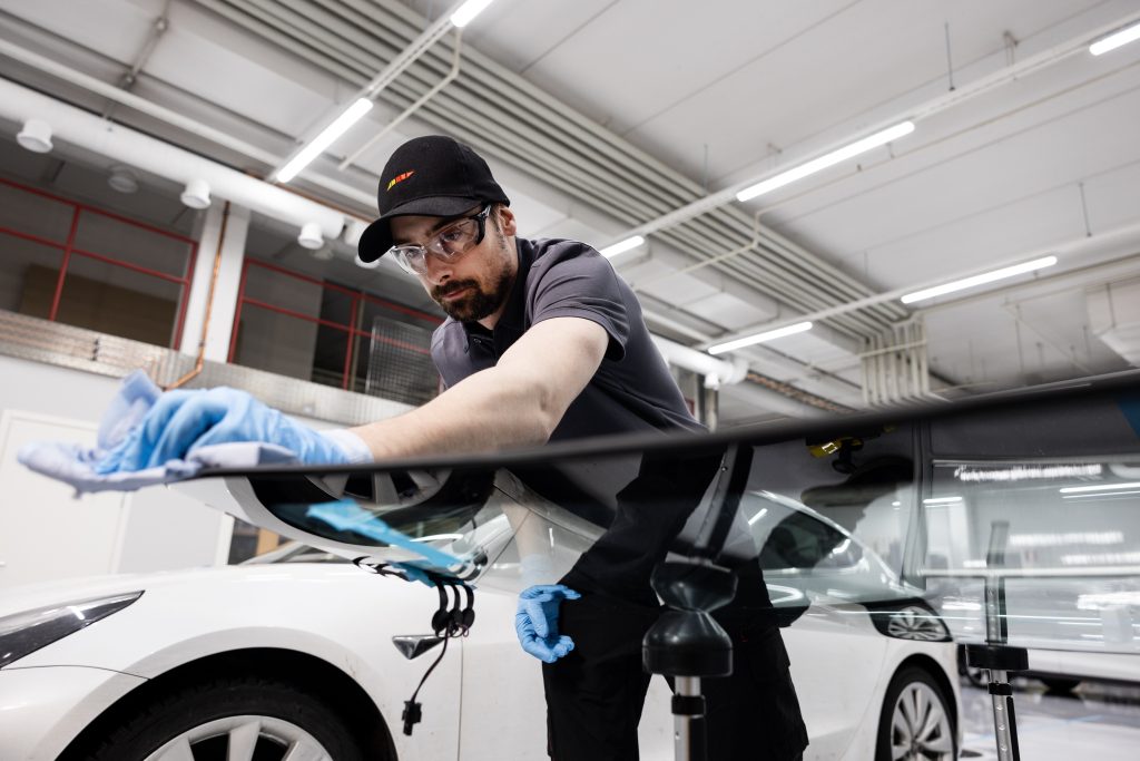 Carglass työntekijä